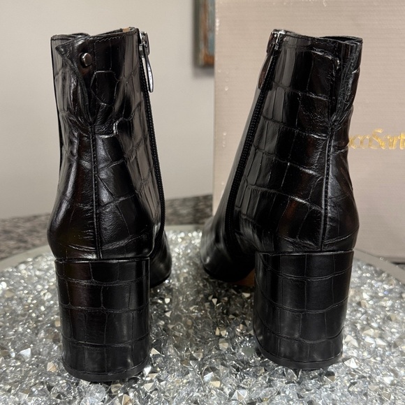FRANCO SARTO Womens Black Crocodile Janna Toe Block Heel  Franco Sarto Black Croc-Textured Leather Block Heel Ankle Boots NEW 8